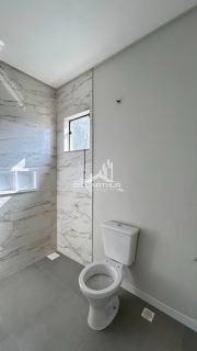 Casa à Venda em Balneário Piçarras