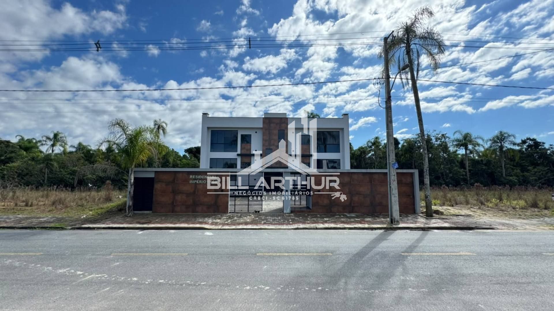 PARTAMENTO À VENDA – BALNEÁRIO PIÇARRAS