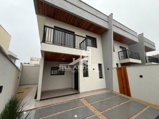 Sobrado Para Vender com 2 quartos 1 suítes no bairro Itajuba em Barra Velha 350m da praia