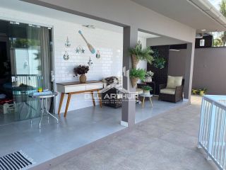 Casa de Alto Padrão em Penha | Localização Privilegiada