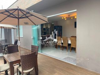 Casa de Alto Padrão em Penha | Localização Privilegiada
