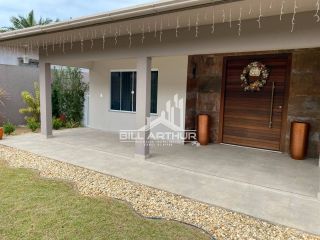 Casa de Alto Padrão em Penha | Localização Privilegiada