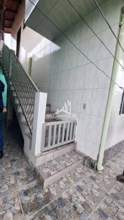 Oportunidade! Sobrado sozinho no terreno!