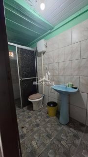 Oportunidade! Sobrado sozinho no terreno!