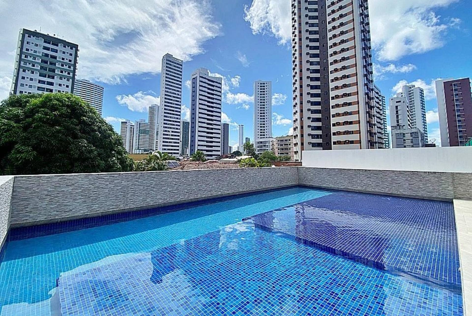 Edf. Latouf Tauk - bairro Madalena, Recife