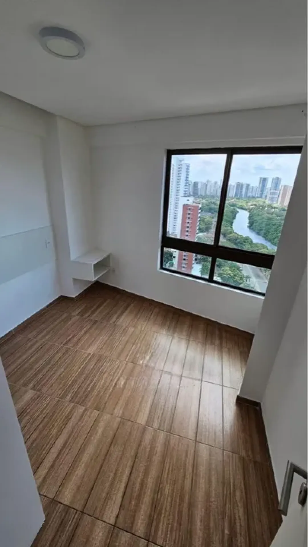 Edf. Latouf Tauk - bairro Madalena, Recife
