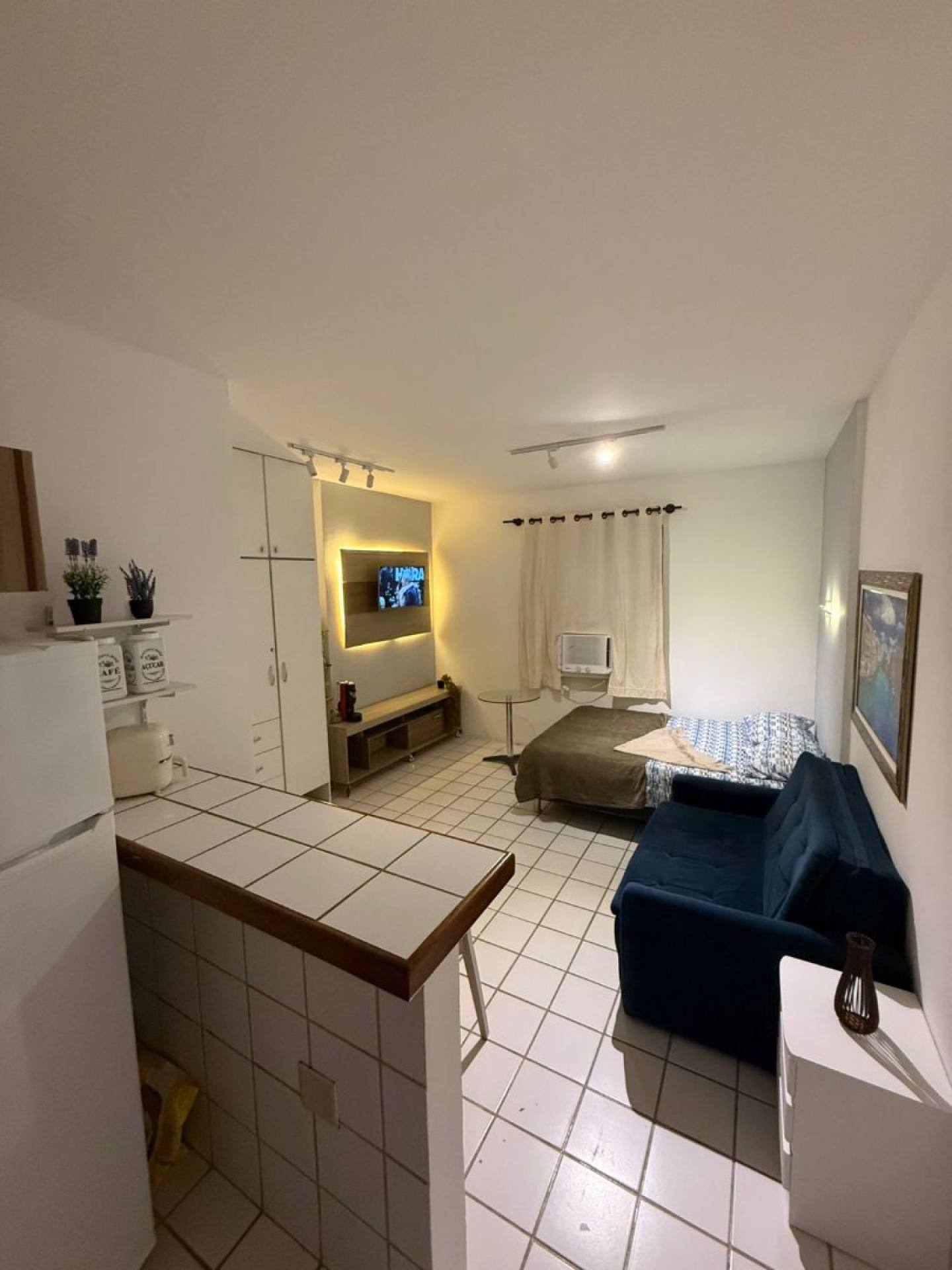 Apartamento para alugar - Edf. Ibiza II, Bairro Candeias, Jaboatão Dos Guararapes.