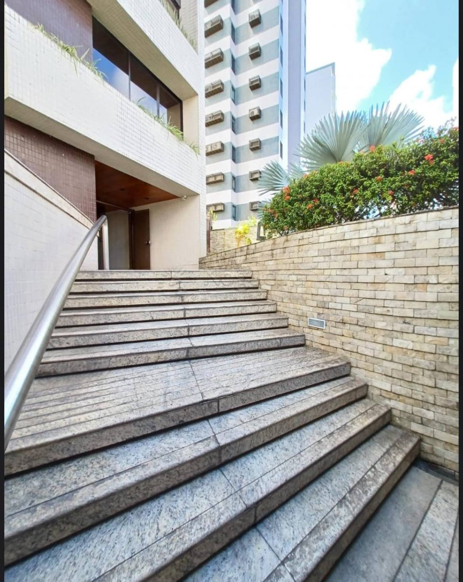 Edf. Ilha de La Maiorca, Graças - Recife.