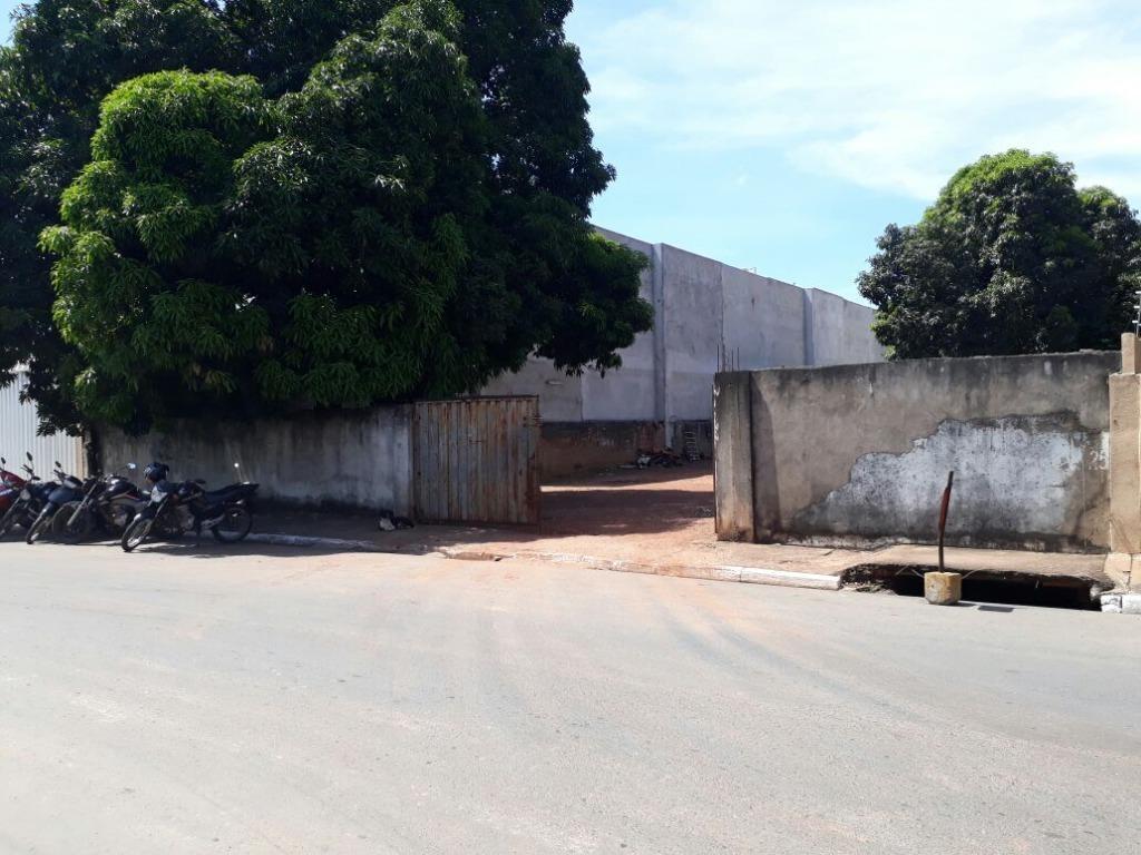 Área à venda, 3000 m²  - Centro - Várzea Grande/MT