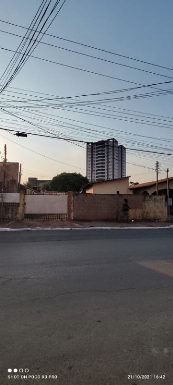 Casa com 2 quartos.