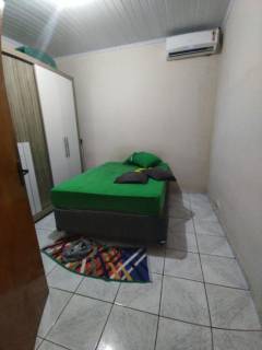 Terreno bom com duas casas.