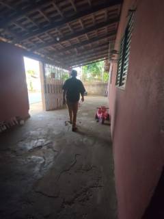 Terreno bom com duas casas.