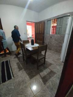 Terreno bom com duas casas.