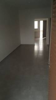 Casa linda com 2 quartos .