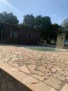 Chácara linda à venda