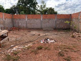Casa com 3/4 sendo 1 suíte no Paiaguás