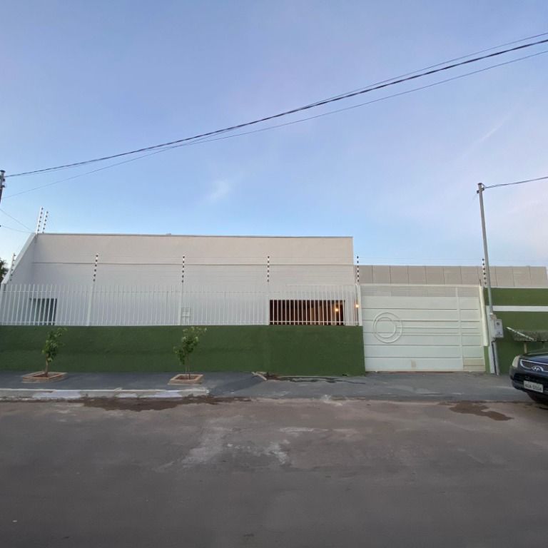 Bela casa com 3 quartos.