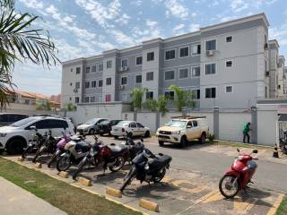 Ótimo apartamento com 2 quartos.