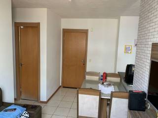 Ótimo apartamento com 2 quartos.
