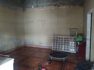 Ótima casa com 6 quartos.