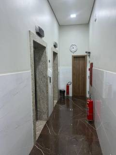Sala comercial com copa e lavabo !!!