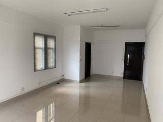 Sala comercial com copa e lavabo !!!