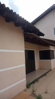 Sobrado com  5 suítes no bairro Centro Sul em Várzea Grande