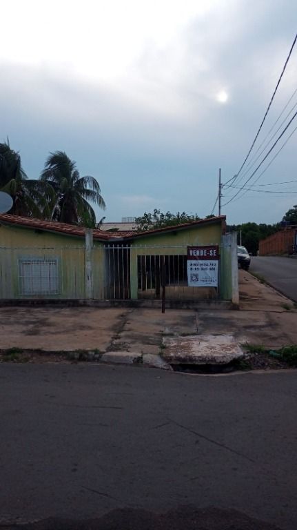 Casa com 2 quartos no Novo Horizonte