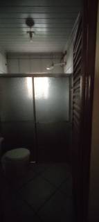 Ótima casa com 2 quartos.