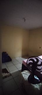 Ótima casa com 2 quartos.