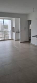 Belo apartamento com 3 quartos.