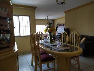 Belo apartamento com 3 quartos.