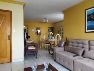 Belo apartamento com 3 quartos.