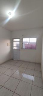 Casa com 2 quartos no Bairro Paiaguás