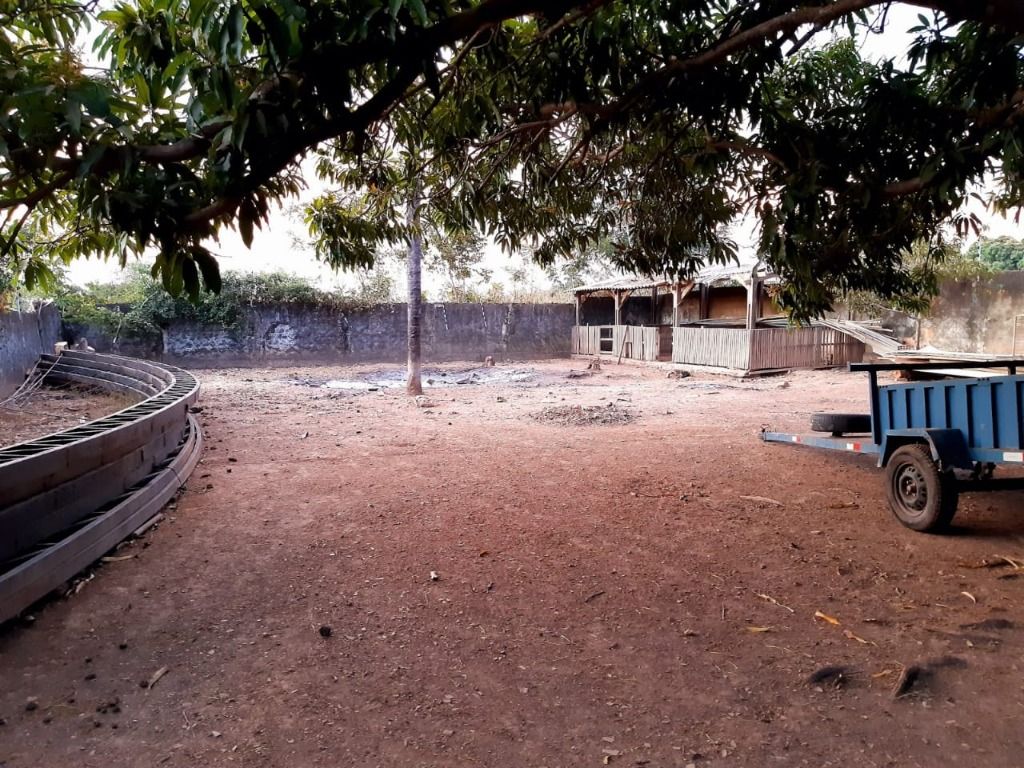 Bela casa com 4 quartos.