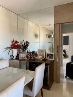 Belo apartamento com 3 quartos