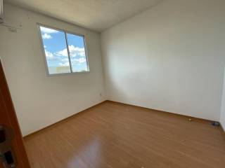 Belo apartamento com 2 quartos.