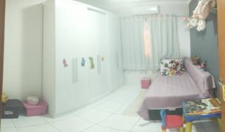 Ótima casa com 2 quartps.