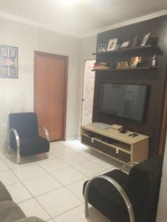 Ótima casa com 2 quartps.