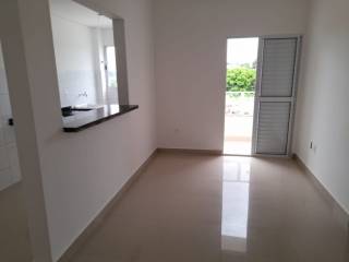 Ótimo apartamento com 2 quartos.