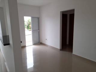 Ótimo apartamento com 2 quartos.