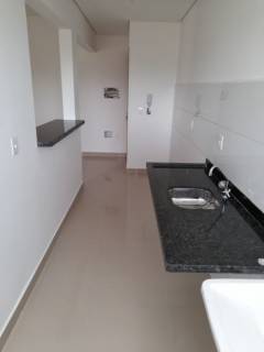 Ótimo apartamento com 2 quartos.