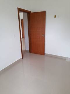 Ótimo apartamento com 2 quartos.