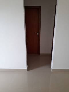 Ótimo apartamento com 2 quartos.