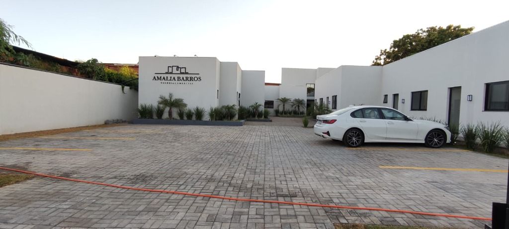 Sala Comercial prox a Av Filinto Muller