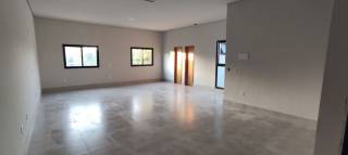 Sala Comercial prox a Av Filinto Muller