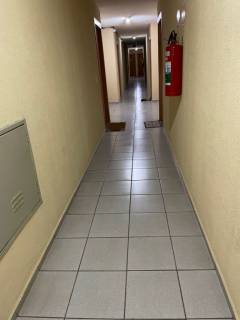 Ótimo apartamento com 2 quartos.