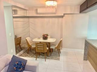 Belo apartamento com 3 suítes.