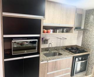 Belo apartamento com 3 suítes.