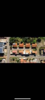 Linda casa com 2 quartos.